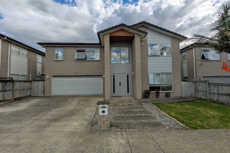 Photo of property in 16 Kira Road, Flat Bush, Auckland, 2016