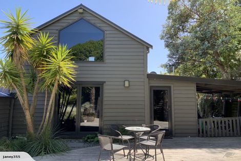 Photo of property in 24 Bridle Path Road, Heathcote Valley, Christchurch, 8022