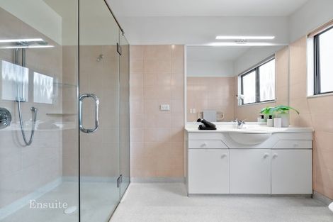 Photo of property in 2/94 Pretoria Street, Hutt Central, Lower Hutt, 5010