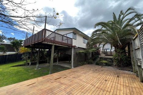 Photo of property in 690a Beach Road, Browns Bay, Auckland, 0630
