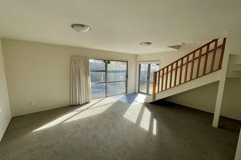 Photo of property in 3/8 Solana Court, Botany Downs, Auckland, 2010