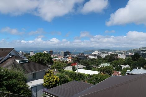 Photo of property in 13a Upper Lewisville Terrace, Thorndon, Wellington, 6011