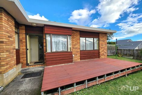 Photo of property in 113 Marina View Drive, West Harbour, Auckland, 0618