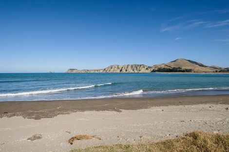 Photo of property in 40 Solander Street, Tolaga Bay, 4077