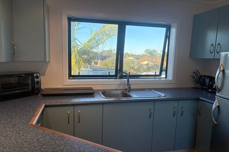 Photo of property in 2/35 Bramley Drive, Farm Cove, Auckland, 2012