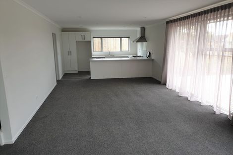 Photo of property in 2/22 Thomson Avenue, Dinsdale, Hamilton, 3204