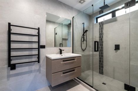 Photo of property in 45b Hyde Road, Rothesay Bay, Auckland, 0630