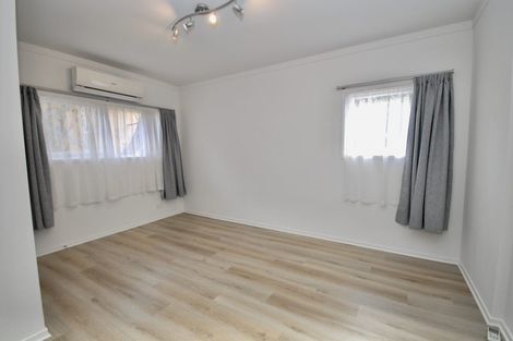 Photo of property in 3/4 Rangitoto Terrace, Milford, Auckland, 0620