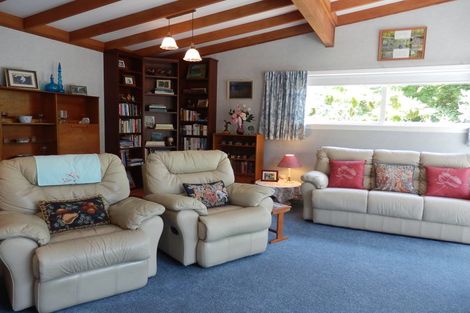 Photo of property in 82 Point Bush Road, Waimate, 7979