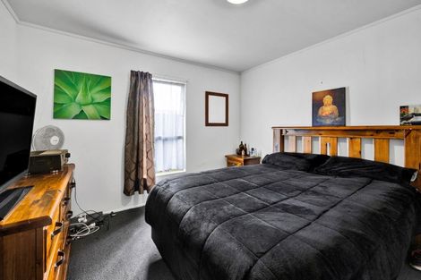 Photo of property in 10 Aubrey Street, New Plymouth, 4310