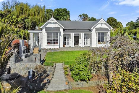 Photo of property in 103 Fulford Street, New Plymouth, 4310