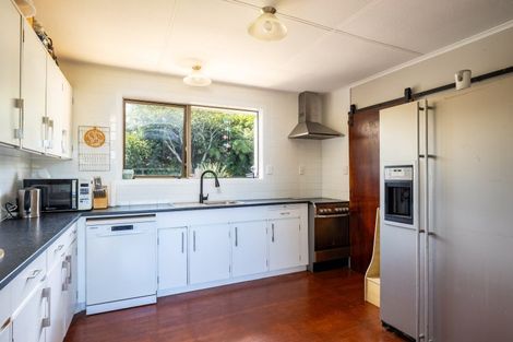 Photo of property in 114 Oxford Road, Okato, 4335