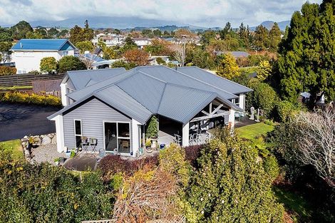 Photo of property in 184b Seaview Road, Westown, New Plymouth, 4310