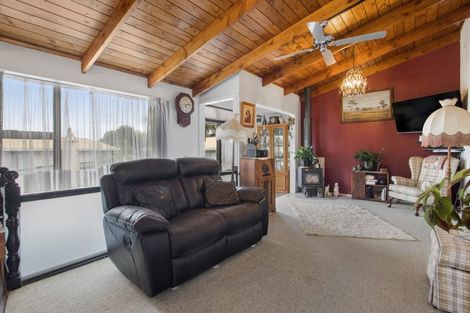 Photo of property in 2/33 Kea Street, Katikati, 3129