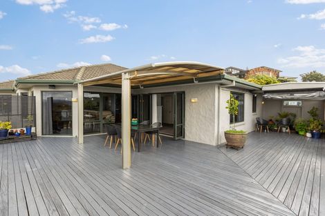 Photo of property in 152 Centennial Drive, Whitianga, 3510