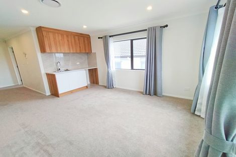Photo of property in 4 Dungloe Avenue, Flat Bush, Auckland, 2019