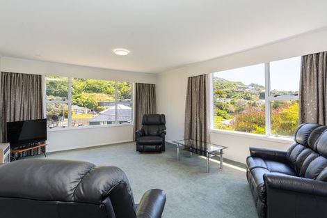 Photo of property in 28 Franklyn Road, Tawa, Wellington, 5028