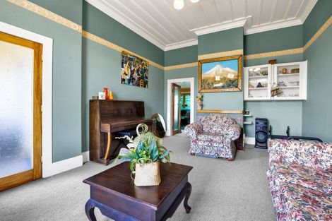 Photo of property in 68 Domett Street, Opunake, 4616