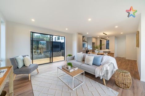 Photo of property in 7/11 Lees Grove, Wainuiomata, Lower Hutt, 5014