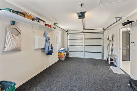 Photo of property in 12 Mcgregor Place, Paraparaumu, 5032