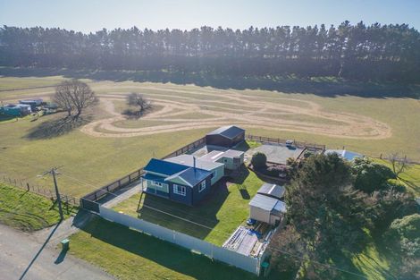 Photo of property in 24 Queen Street, Pareora, 7912