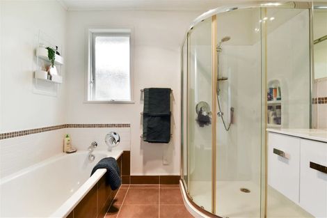 Photo of property in 1/70 Juniper Road, Sunnynook, Auckland, 0620