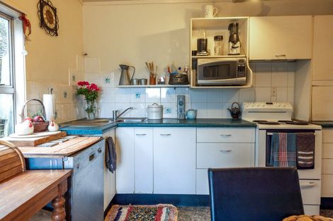 Photo of property in 1 Okoka Road, Omiha, Waiheke Island, 1081