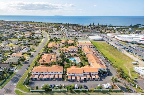 Photo of property in 16/111 Santa Monica Drive, Papamoa Beach, Papamoa, 3118
