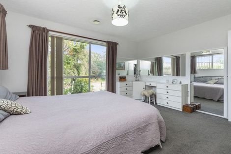 Photo of property in 6 Te One Place, Redwood, Christchurch, 8051