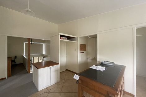 Photo of property in 15 Trafalgar Road, Milford, Auckland, 0620