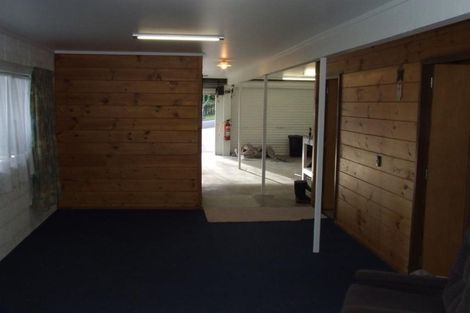 Photo of property in 39 Tremaine Avenue, Two Mile Bay, Taupo, 3330