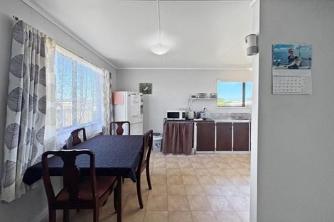 Photo of property in 38 Tongariro Street, Castlecliff, Wanganui, 4501