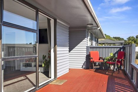 Photo of property in 4 Ward Place, Marfell, New Plymouth, 4310