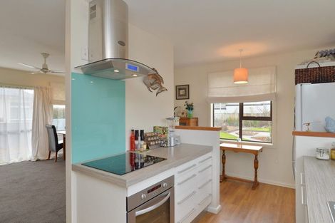 Photo of property in 52 Cridland Street East, Kaiapoi, 7630