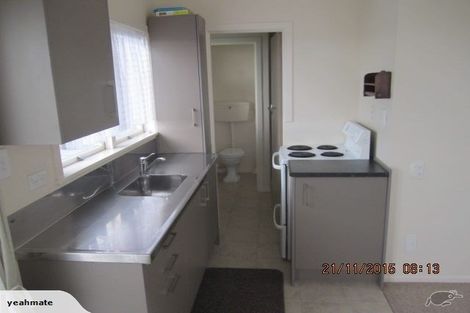 Photo of property in 287 Glenfield Road, Glenfield, Auckland, 0629