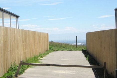 Photo of property in 86 Ravensdale Rise, Westmorland, Christchurch, 8025