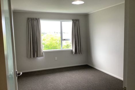 Photo of property in 10/10 Trevethick Grove, Woburn, Lower Hutt, 5010