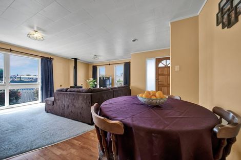 Photo of property in 7 Oleander Place, Bell Block, New Plymouth, 4312