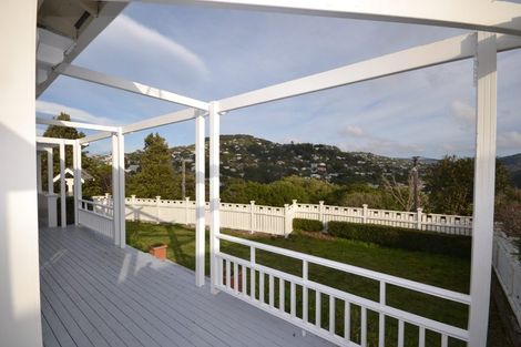 Photo of property in 43 Trelissick Crescent, Ngaio, Wellington, 6035