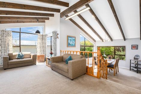 Photo of property in 23 Exploration Way, Whitby, Porirua, 5024