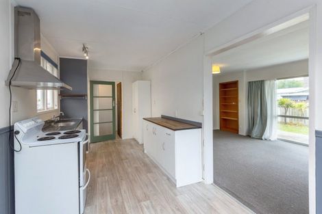 Photo of property in 9 Hardie Grove, Featherston, 5710