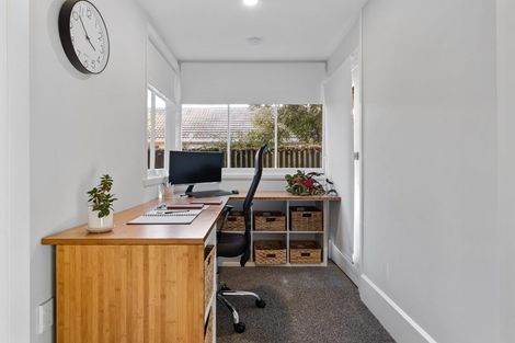 Photo of property in 44 Coopers Road, Dallington, Christchurch, 8061