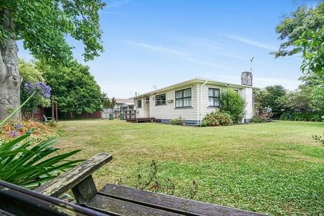 Photo of property in 37 Pollen Crescent, Melville, Hamilton, 3206