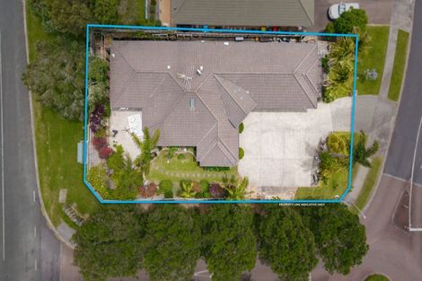 Photo of property in 2 Landing Drive, Albany, Auckland, 0632