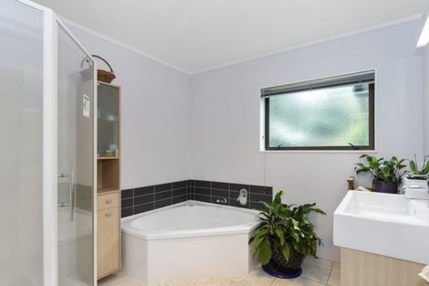 Photo of property in 330 Oropi Road, Oropi, Tauranga, 3173