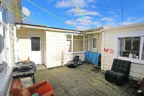 Photo of property in 4 Hyde Street, North Dunedin, Dunedin, 9016