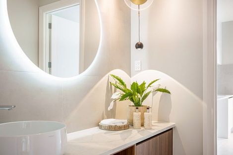 Photo of property in 40 Paparahi Place, Wainui, 0992