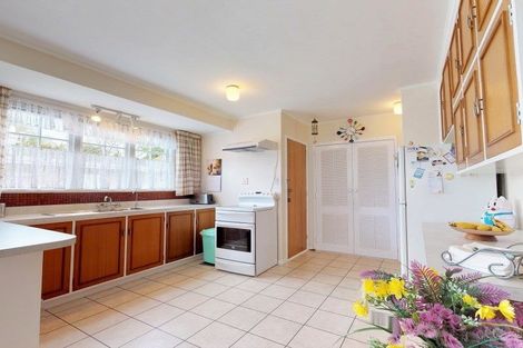 Photo of property in 1 Byrd Street, Levin, 5510