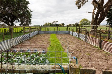 Photo of property in 11 Lawton Road, Feilding, 4775