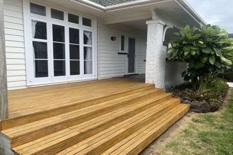 Photo of property in 1 Nikau Road, Otahuhu, Auckland, 1062